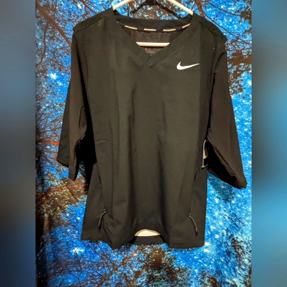 Men's Nike basketball shirt size medium